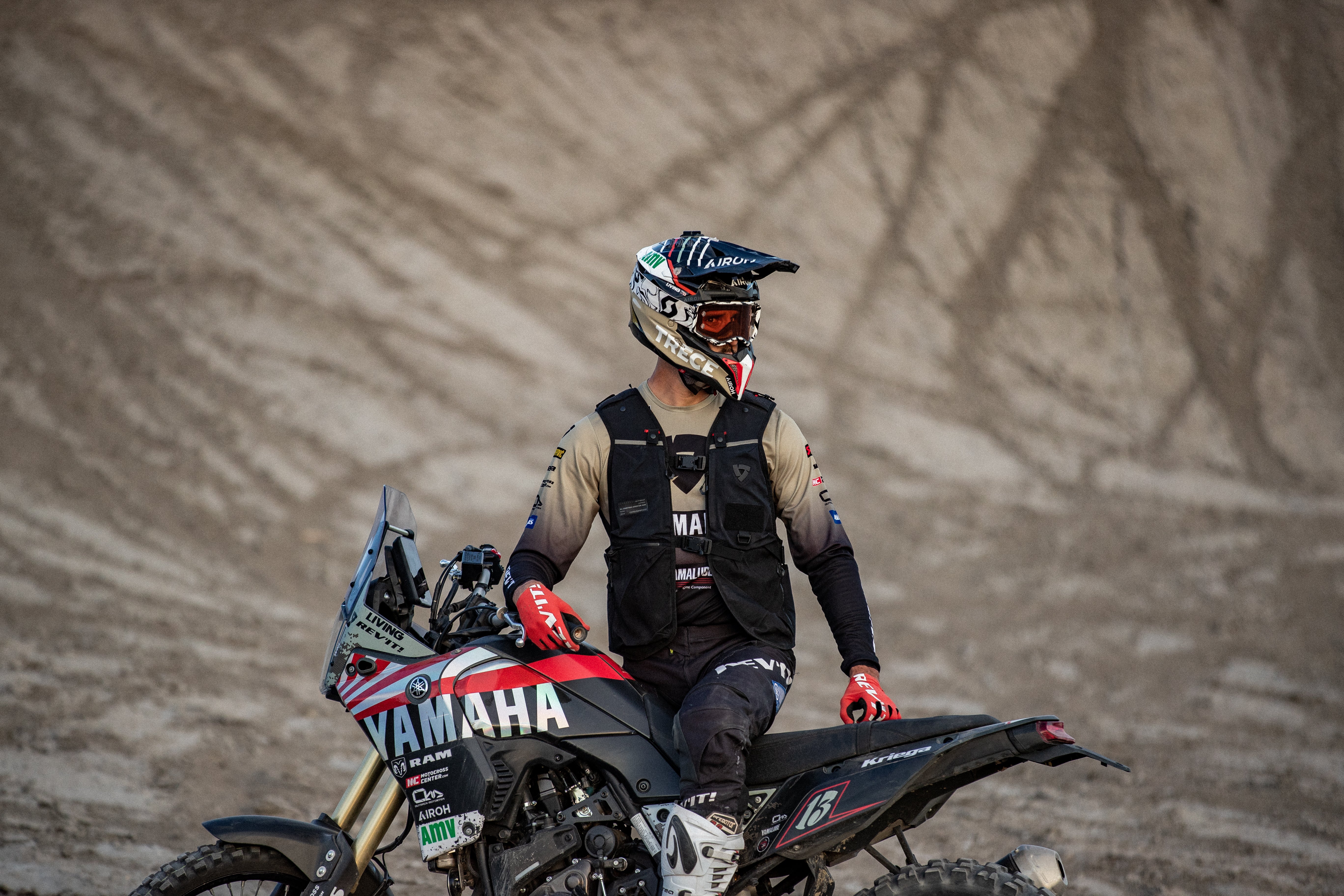 REV'IT! Trail Vest - Image 12