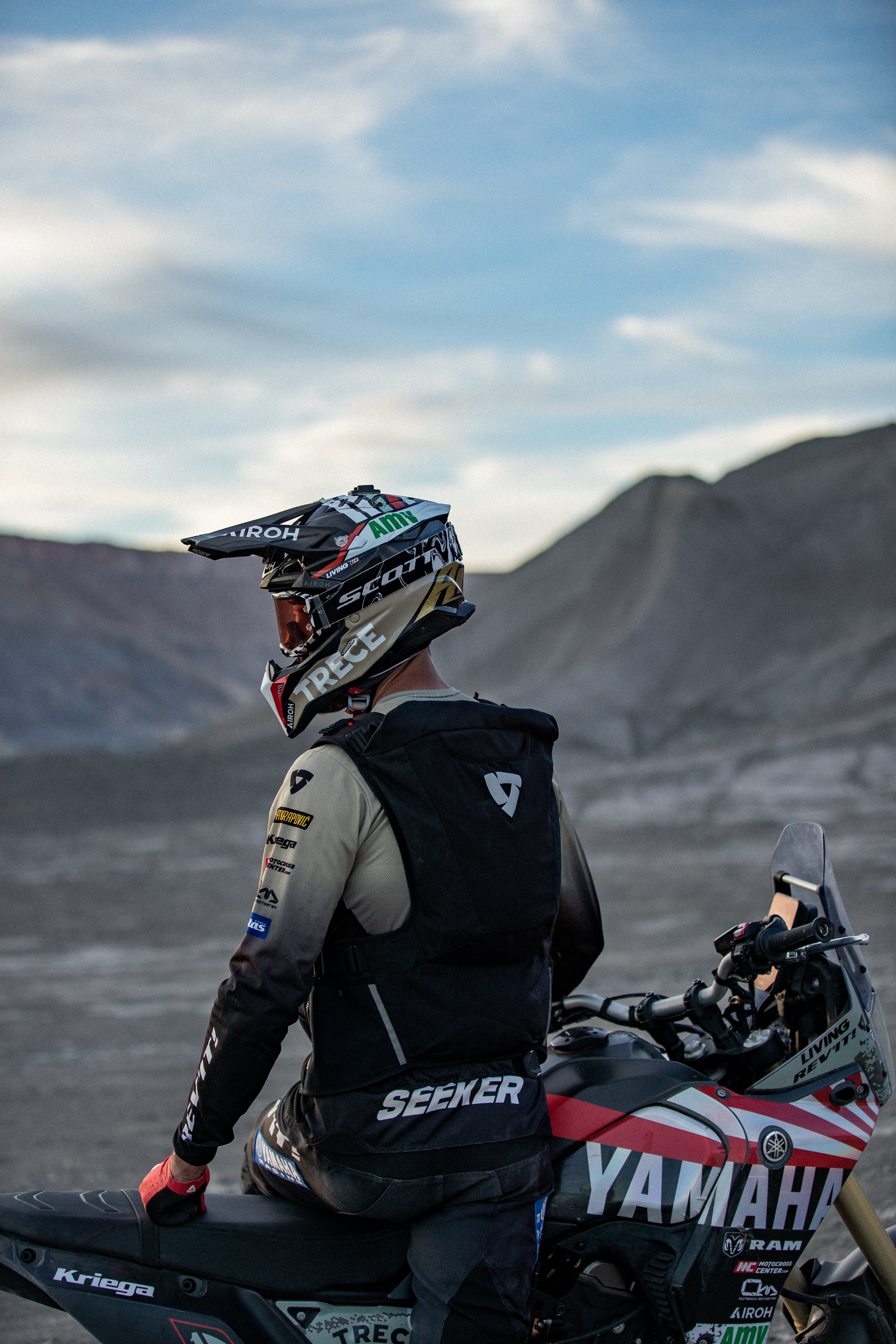 REV'IT! Trail Vest - Image 9